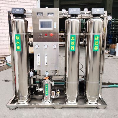 Automatische gedeïoniseerde RO Pure waterzuiveraar Zacht waterapparatuur 500l / H Waterbehandelingsapparatuur