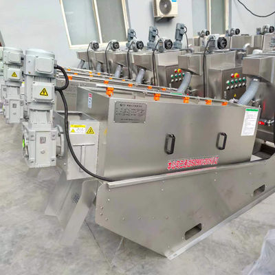 Varken en Kippen van de de Persmodder van de Mestschroef de Ontwaterende Geïntegreerde Machine