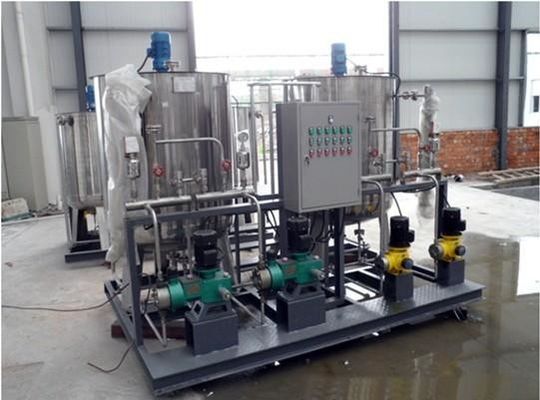 Pneumatische Chemische Automatische het Doseren Machine Gele 1000L/H