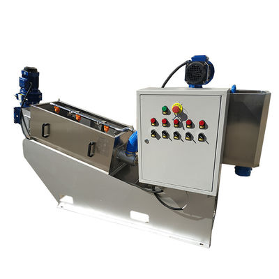 SS304 schroeftype het Weilandbehandeling van afvalwater Automatische 3m3/H van het Modderdehydratatietoestel