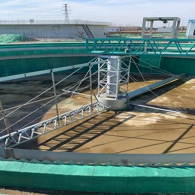Van de de Aandrijvingsmodder van de roestvrij staal de Halve Brug Perifere Tank van de de Schrapersedimentatie