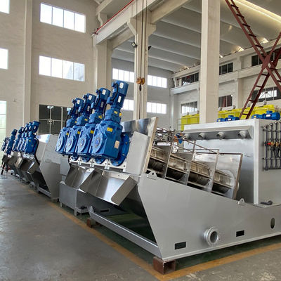 Spiraalvormige Petrochemische Olieachtige Modder Ontwaterende Machine voor Voedselfabriek