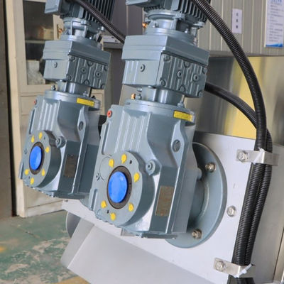 Industriële Volute Slib Ontwateringsmachine Riolering Farm Fecale Afvalwaterbehandeling