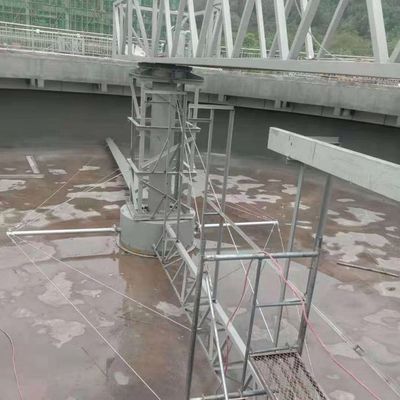 Het volledige van de de Modderschraper van de Brug Centrale Aandrijving Materiaal van de het Hoge rendementbehandeling van afvalwater