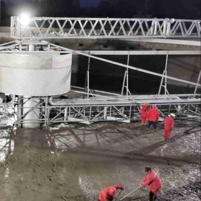 Dubbele de Modderschraper van de Pijp Reizende die Brug voor Afvalwaterzuiveringsinstallatie wordt gebruikt